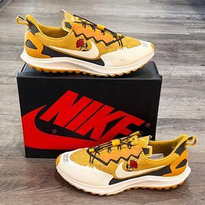 Nike Yellow and Black Athletic Shoes